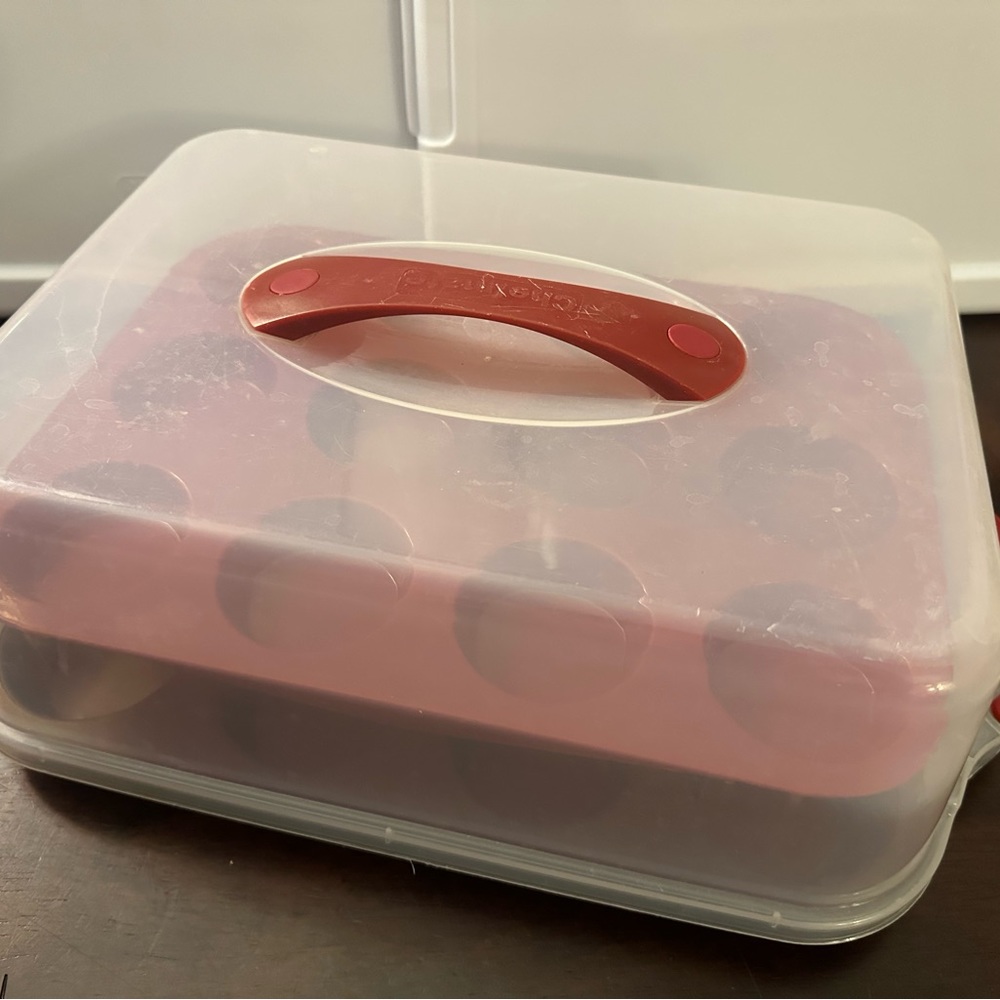 Chefmate cupcake carrier